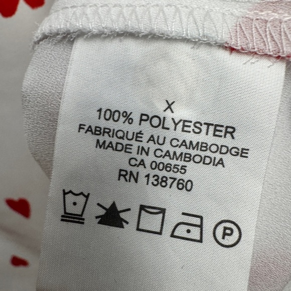 💎 In Every Story Hearts Sleeveless Blouse White - Picture 7 of 9